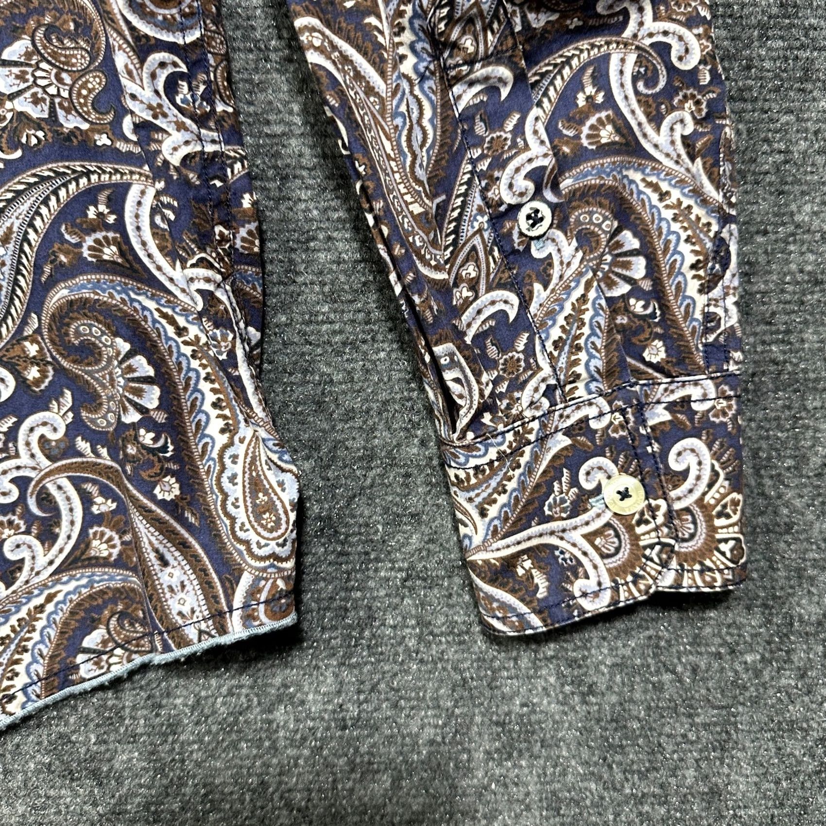 Tommy Bahama Tommy Bahama Jeans Shirt Mens XL Button Down Cotton Blue Paisley Pocket Size US XL / EU 56 / 4 - 4 Thumbnail