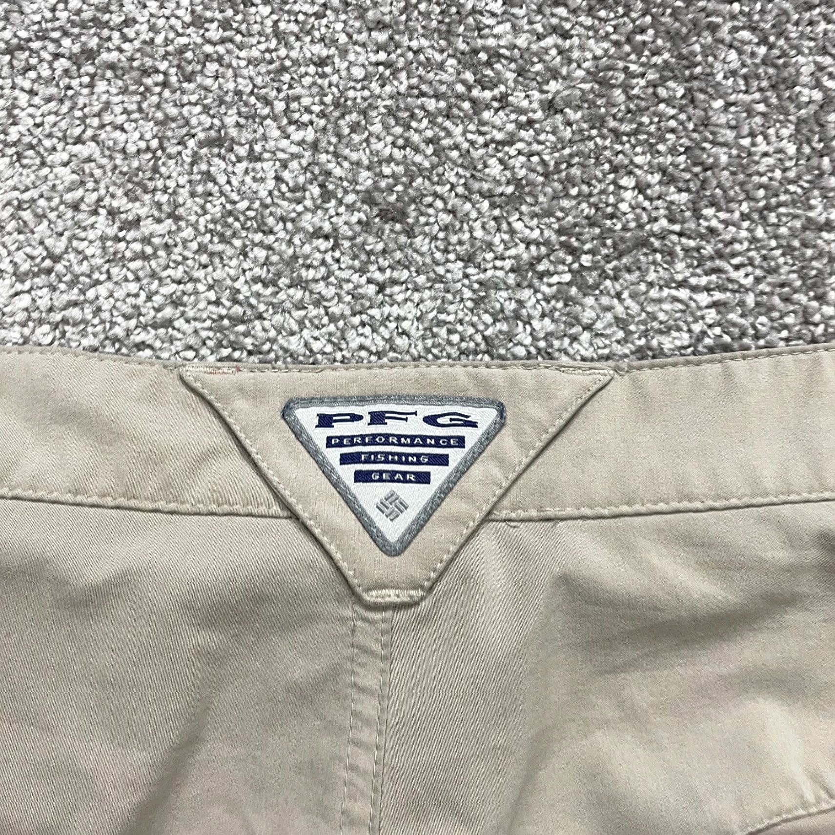 Vintage Columbia PFG Omni Shield Shorts 40x9 Beige Stretch Active Outdoor Golf Men Size US 38 / EU 54 - 3 Thumbnail