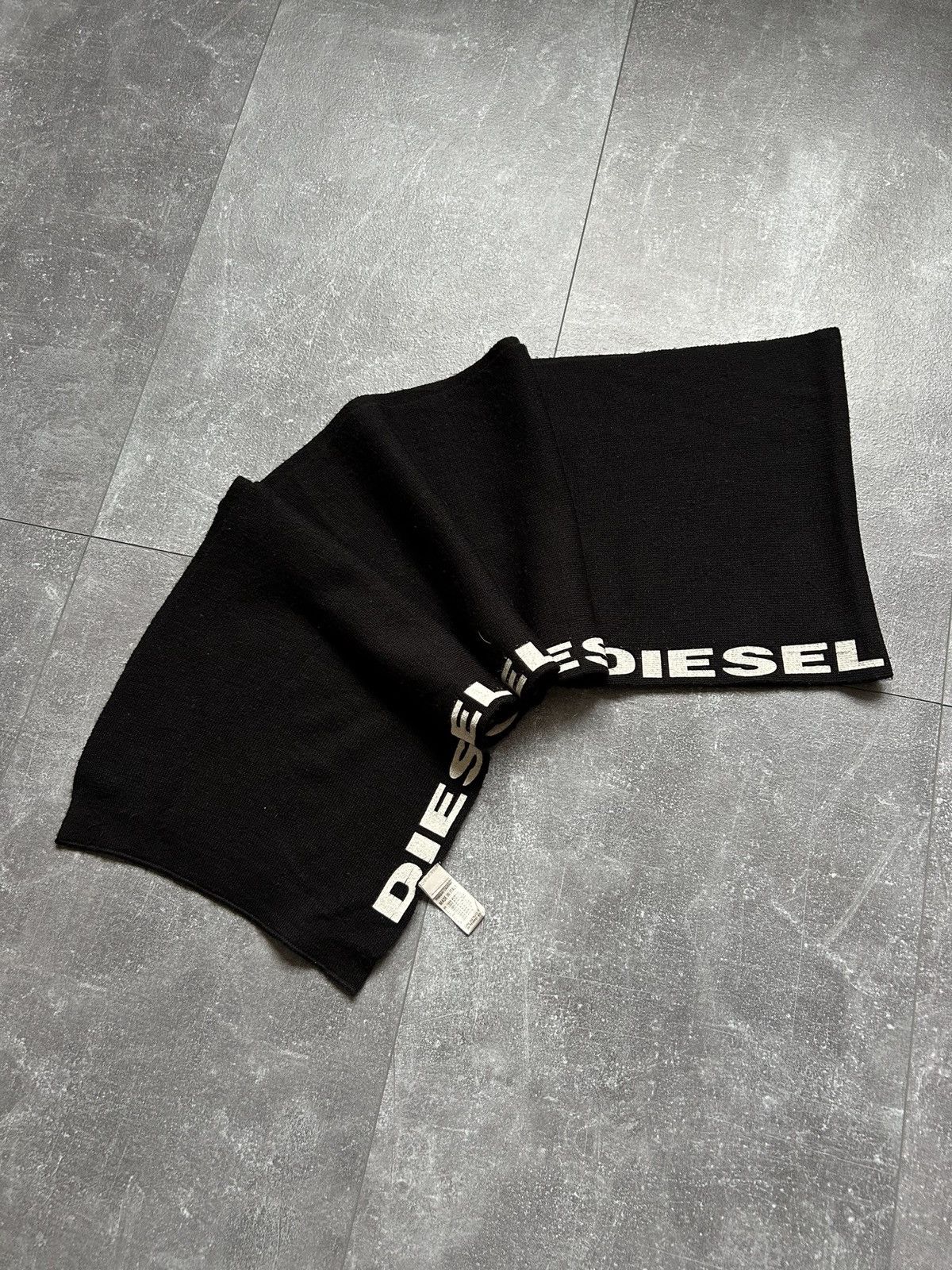 Vintage logomania diesel scarf