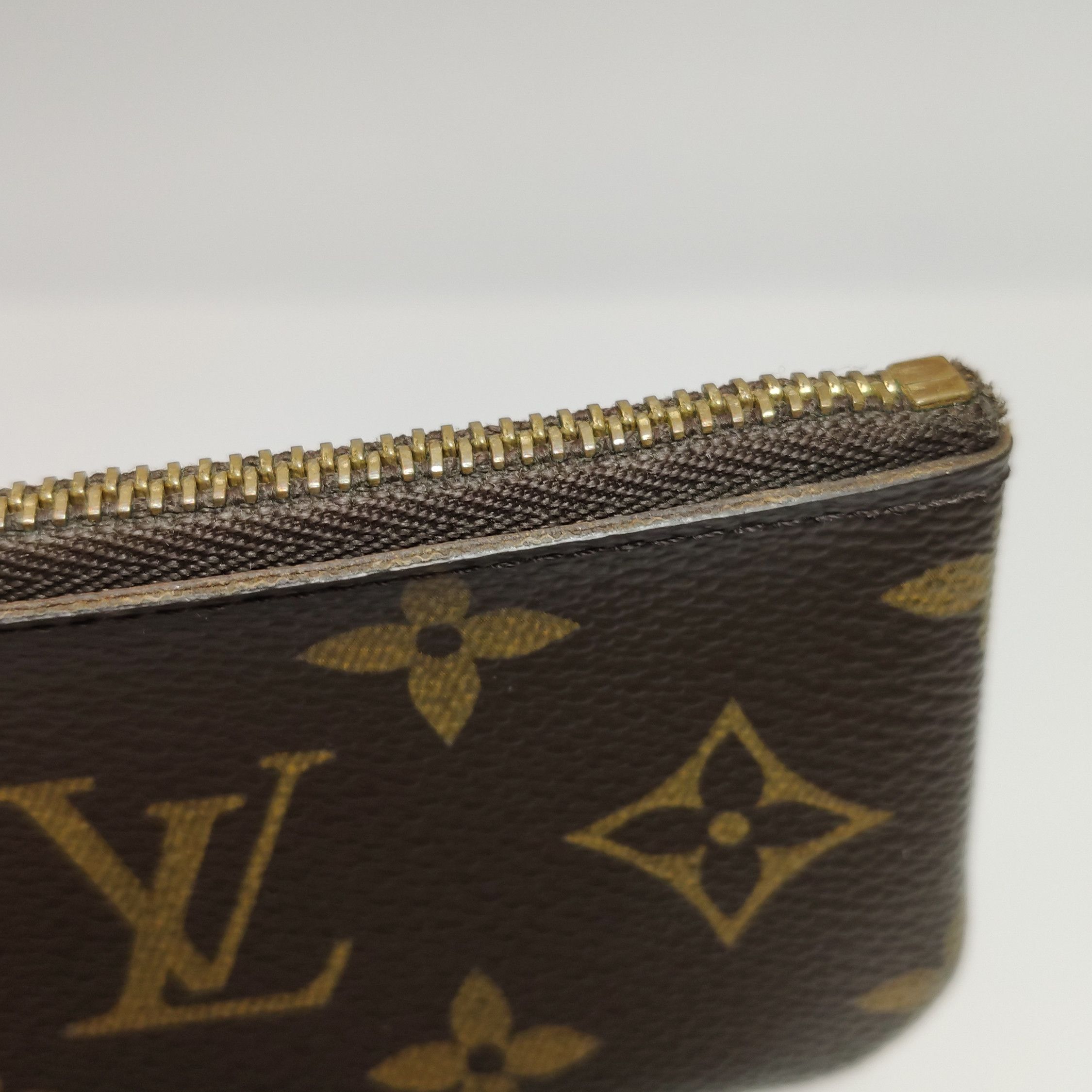 Louis Vuitton Louis Vuitton (LV) Monogram Print Zipper Coin Purse -y2506 Size ONE SIZE - 9 Thumbnail