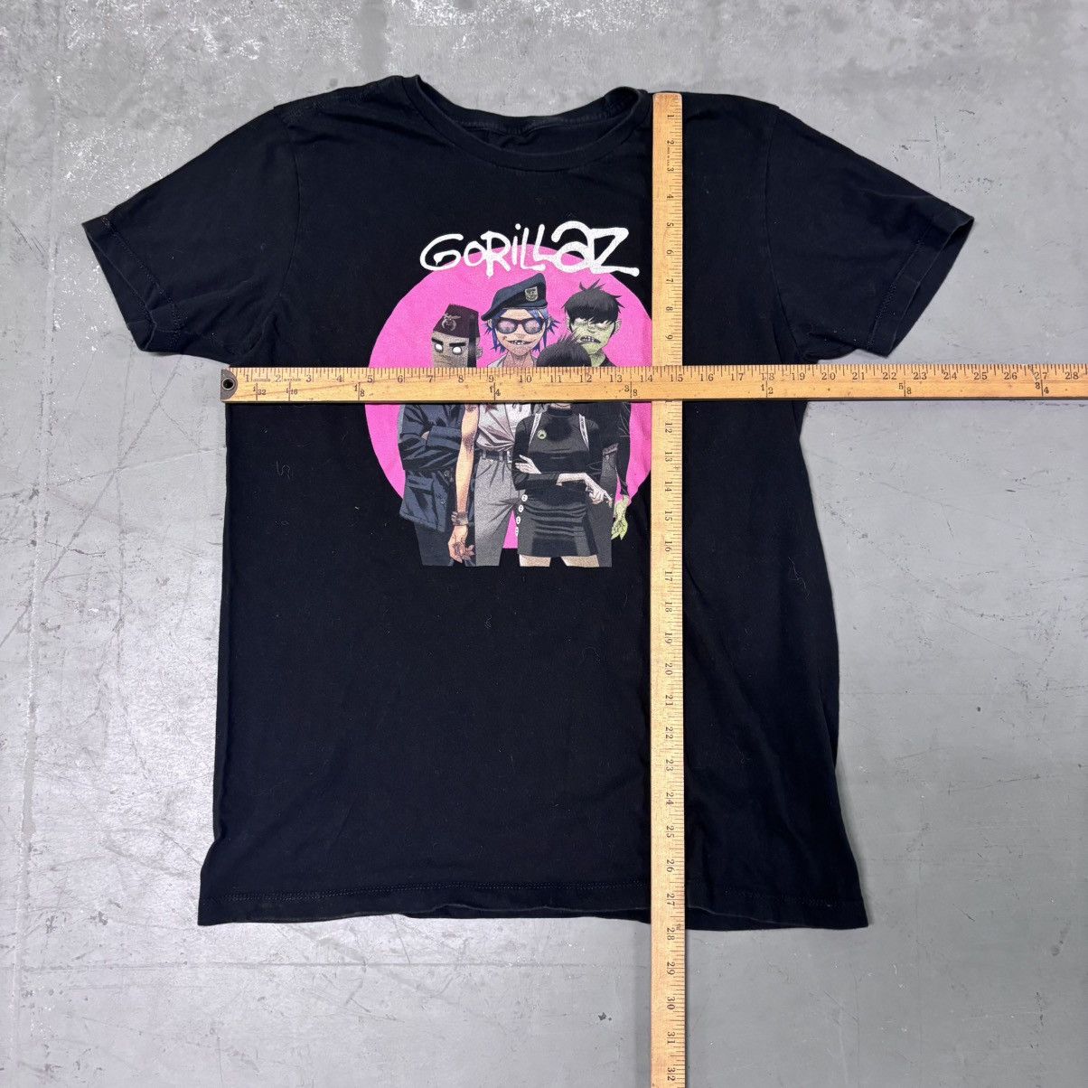 Band Tees × Other × Vintage Vintage y2k crop fit metal band Gorillaz t shirt Size US L / EU 52-54 / 3 - 3 Thumbnail