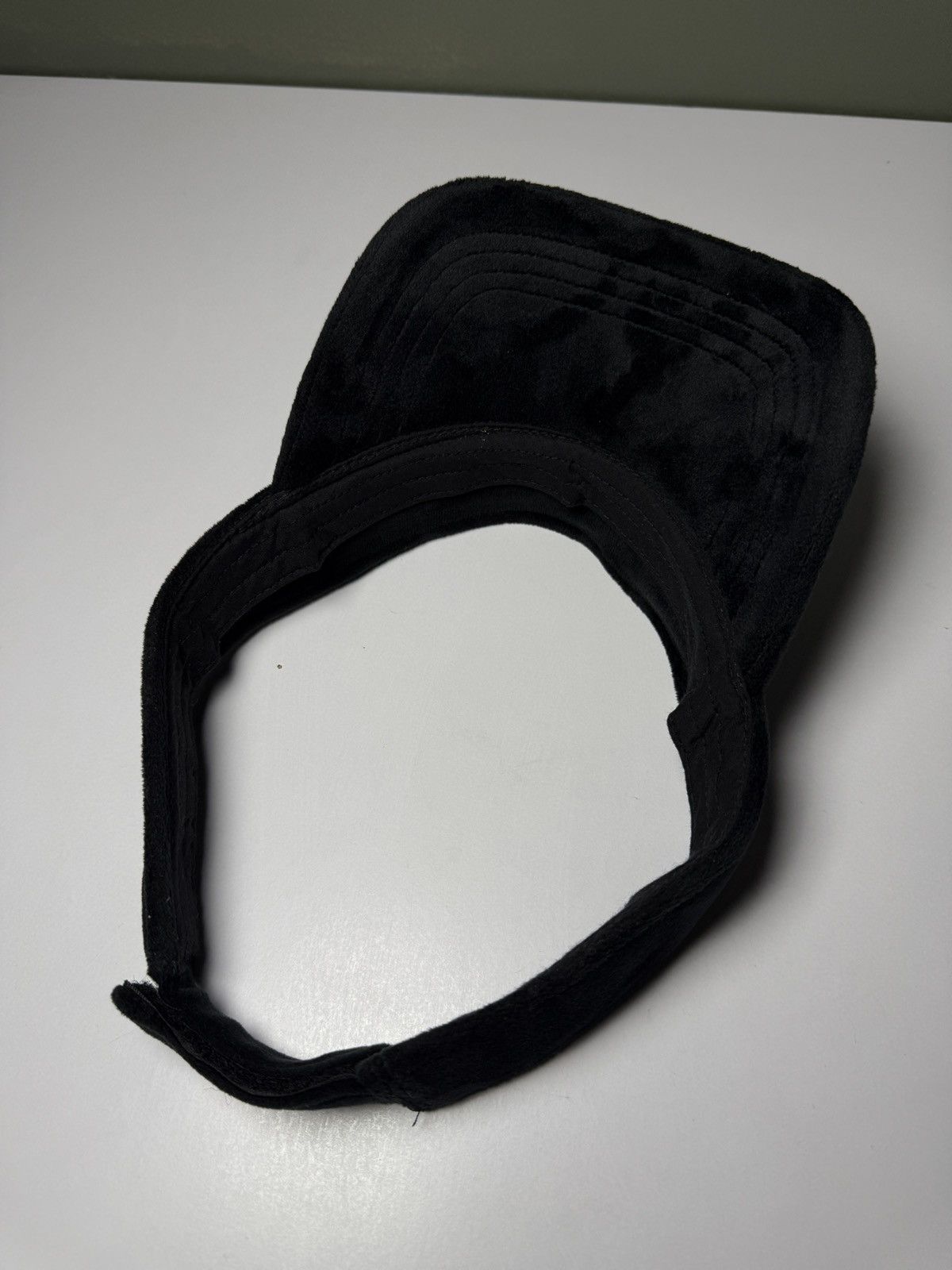 Juicy Couture Jeans Black velour Juicy Couture visor Size ONE SIZE - 4 Thumbnail