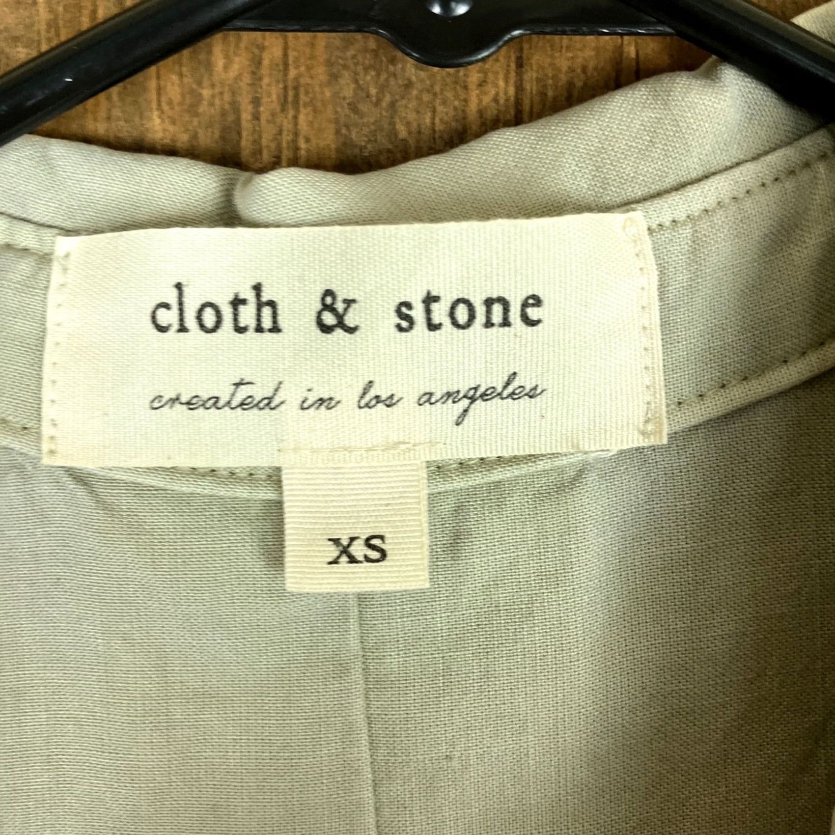 Anthropologie Cloth & Stone Womens Shirt Green Sleeveless Button-Down VNeck XS Size XS / US 0-2 / IT 36-38 - 6 Thumbnail