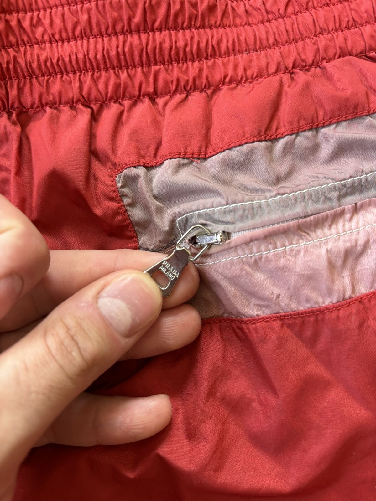 Prada Luxury shorts Prada sz 52 RN 98339 opti Size US 42 / EU 58 - 4 Thumbnail