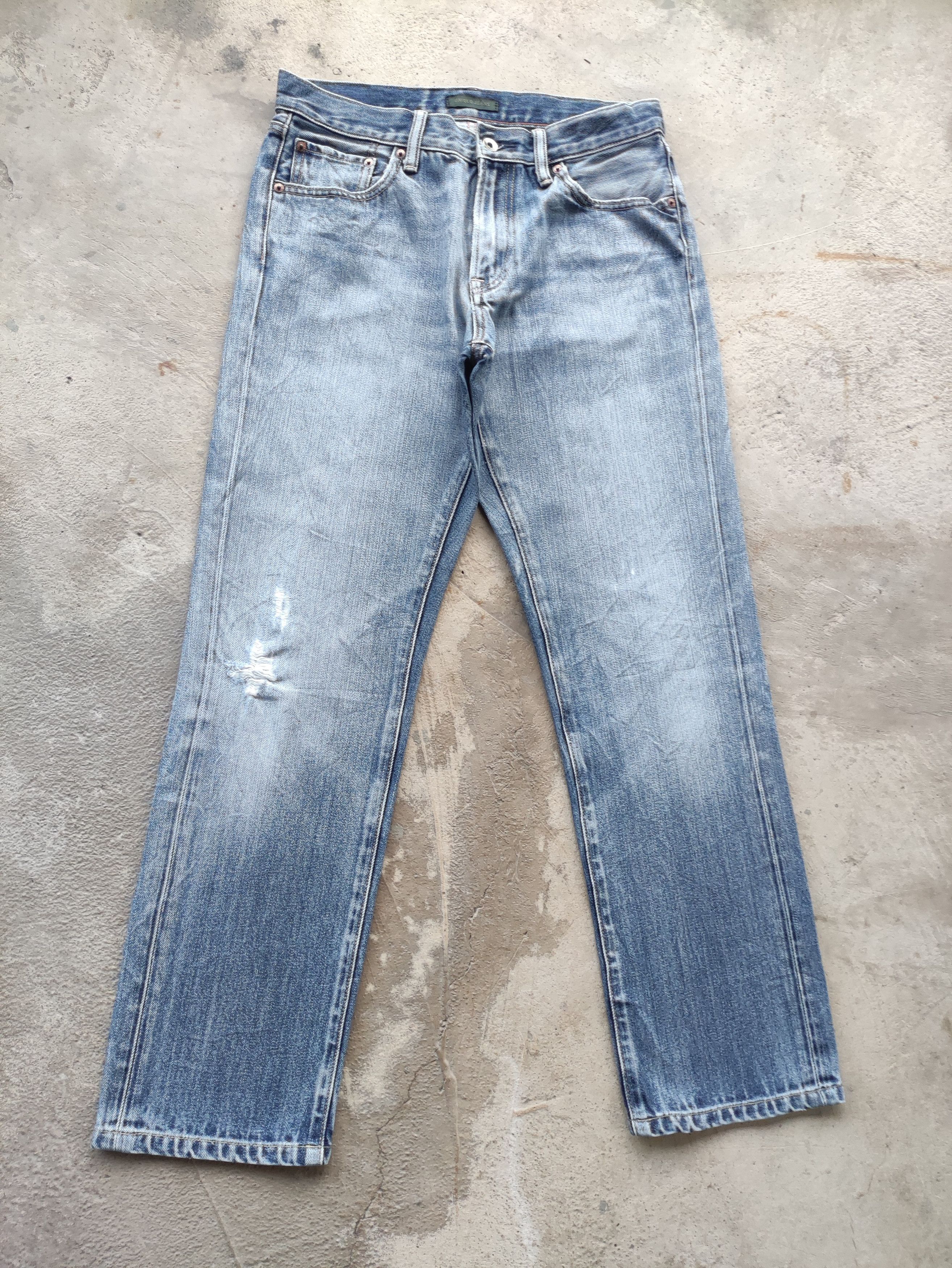 Japanese Brand Vintage Japanese Jean Distressed Faded Denim Size US 32 / EU 48 - 1 Thumbnail
