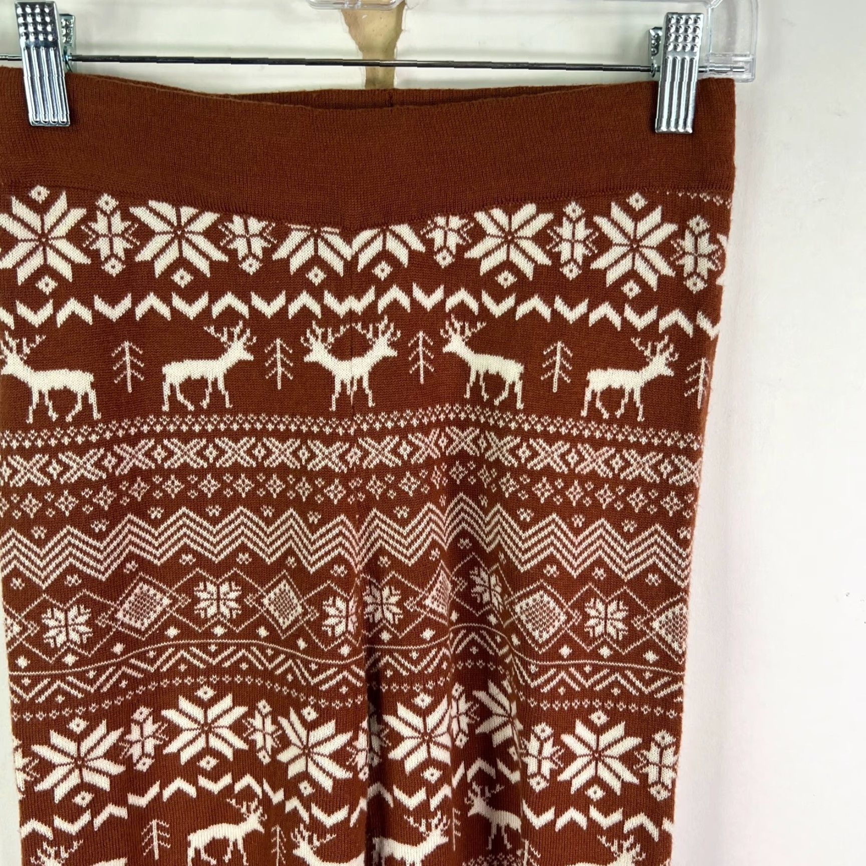 Forever 21 FOREVER 21 Pants Women S Brown 26X30 Lounge Sleepwear Christmas Tree Reindeer Knit Flat Front Pull On 30" Inseam High Rise Womens Size 28" / US 6 / IT 42 - 2 Thumbnail