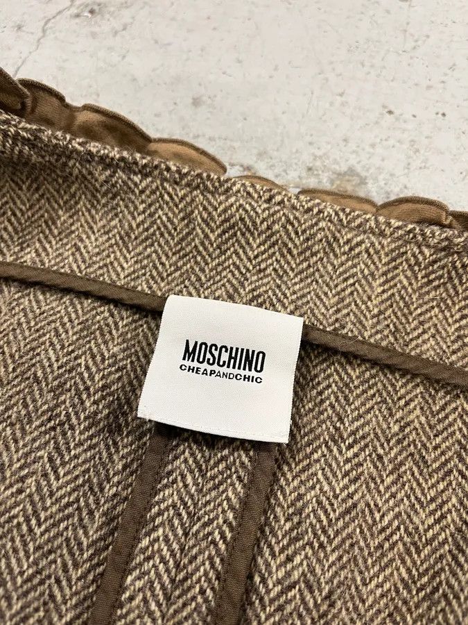 Moschino 2000s Moschino Flower Wool Ruffled Beige Jacket Size S / US 4 / IT 40 - 9 Thumbnail
