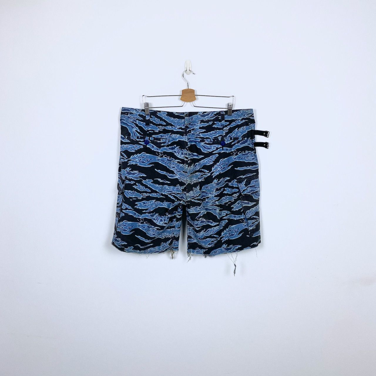 PHENOMENON PHENOMENON X FACETASM TIGER CAMO CARGO SHORTS Size US 34 / EU 50 - 2 Thumbnail