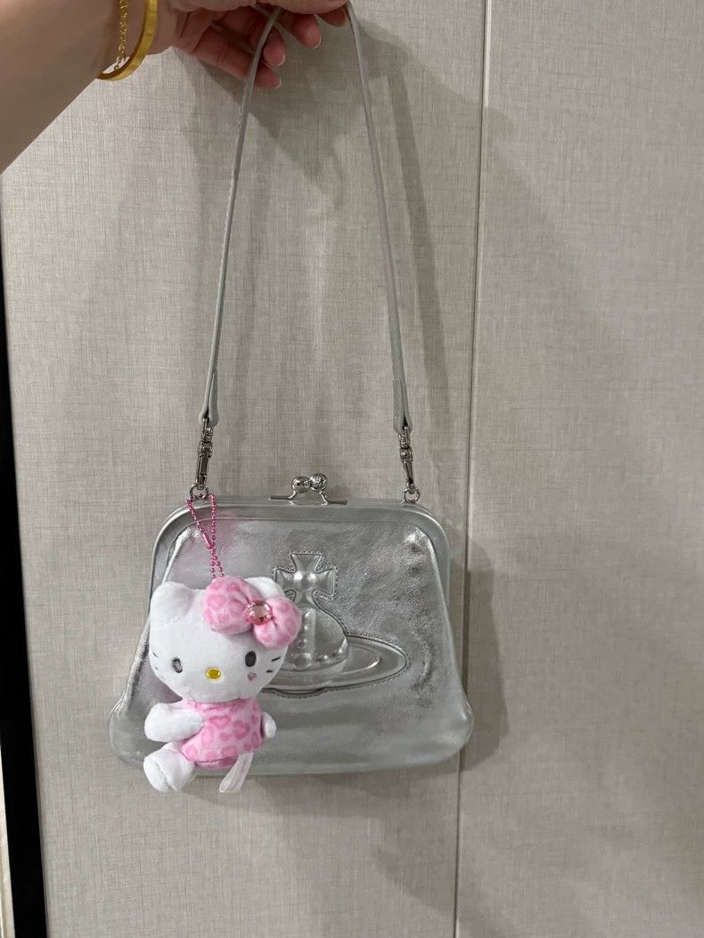 Vivienne Westwood Vivienne Westwood size os Dumplings are silver Size ONE SIZE - 1 Thumbnail