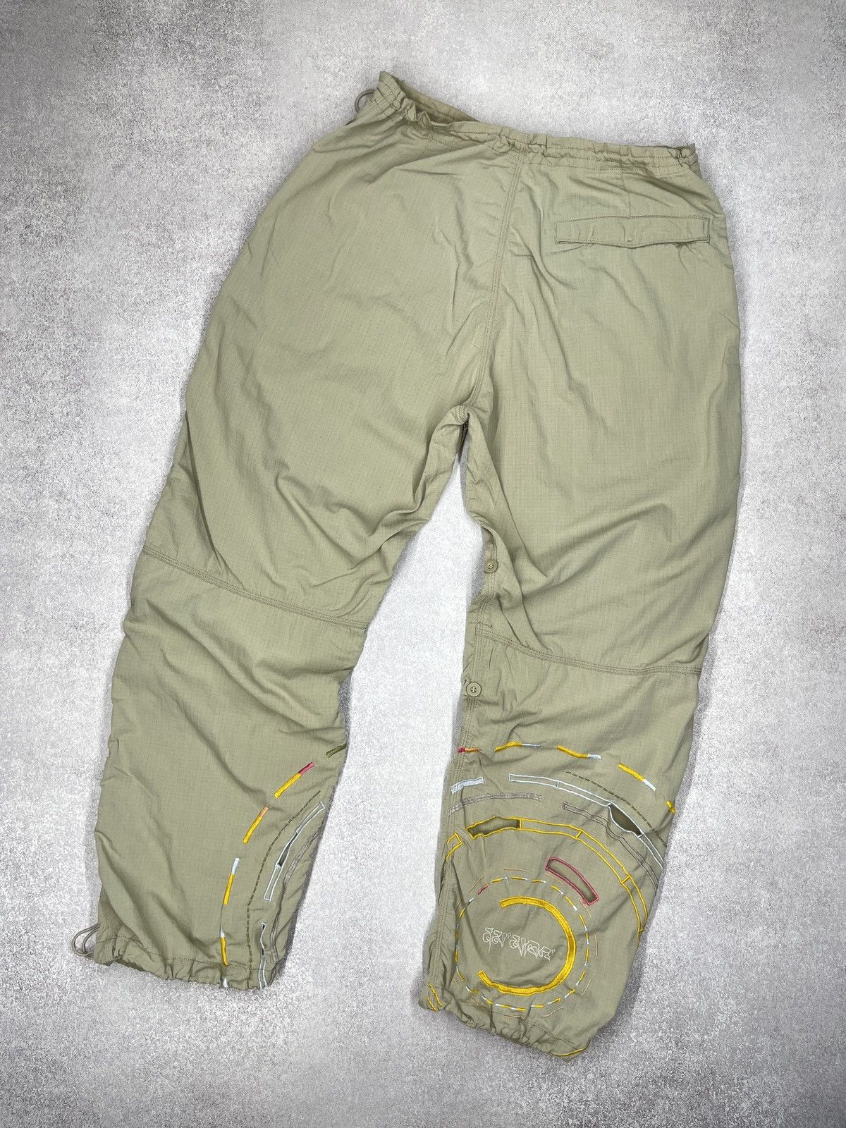 Maharishi Vintage Maharishi Baggy Parachute Nylon Pants Big Logo Size US 34 / EU 50 - 1 Thumbnail