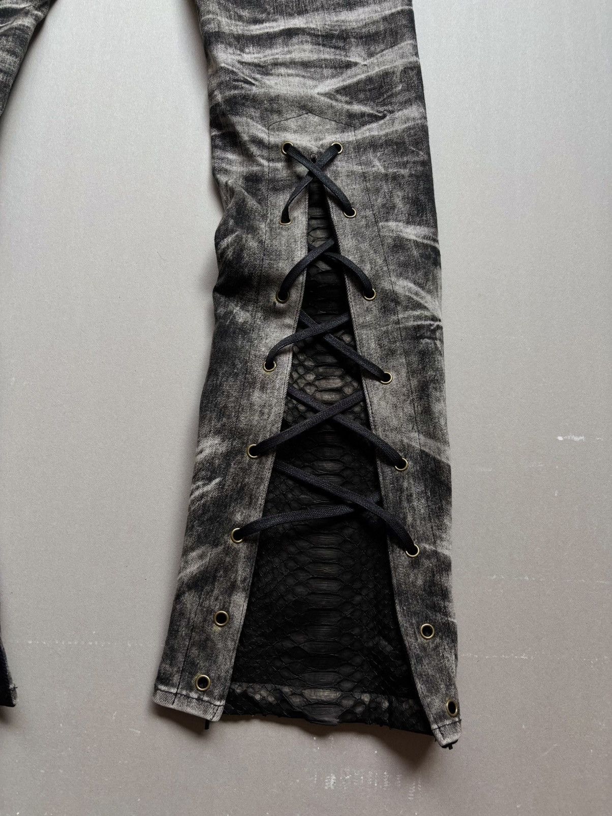 semanticdesign Lace up flare jeans LHSIZE29 Size US 29 - 6 Thumbnail