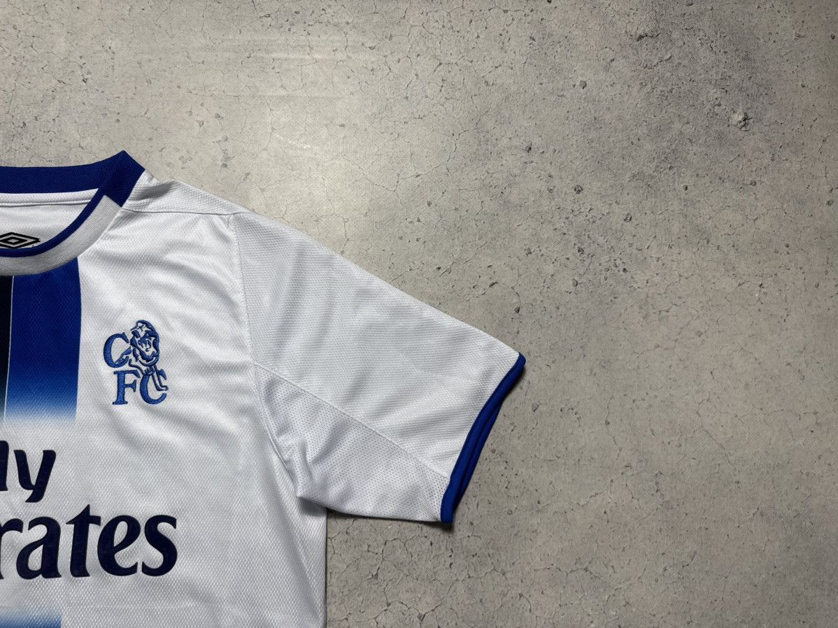 Umbro Umbro FC Chelsea Frank Lampard #8 2003/2004 Soccer Jersey Size US M / EU 48-50 / 2 - 4 Thumbnail
