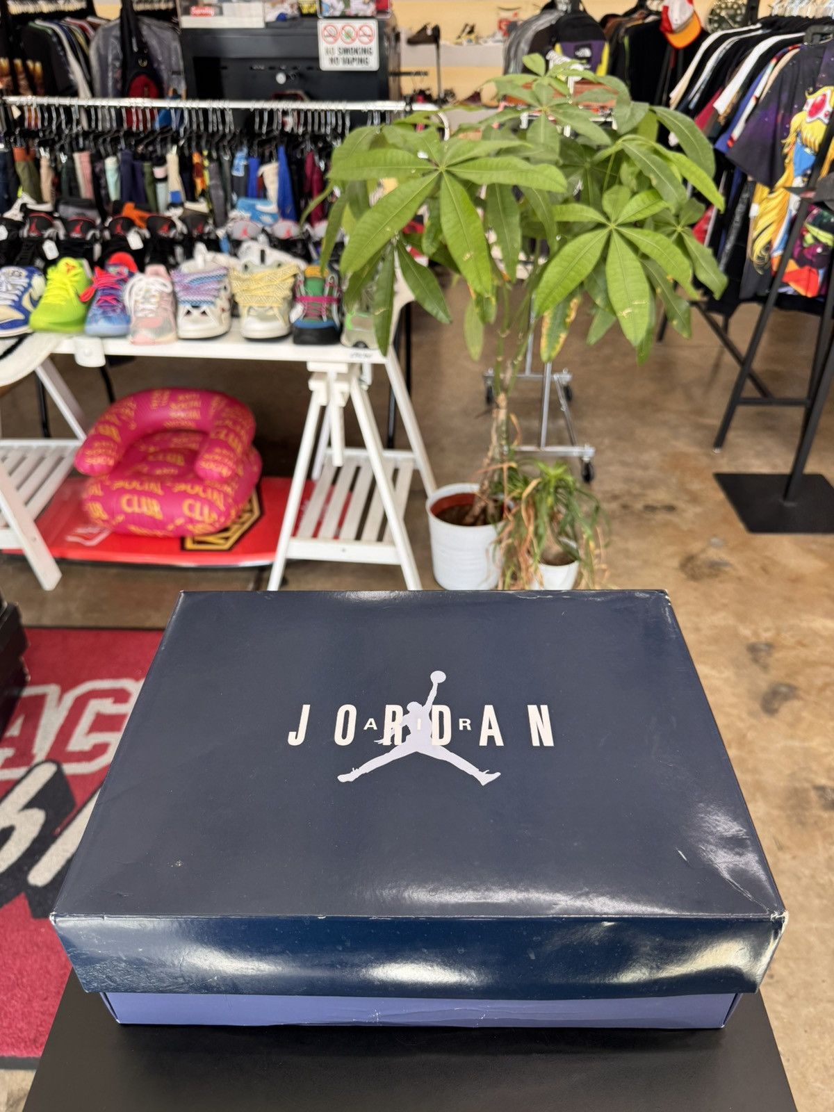 Jordan Brand Air Jordan 11 Low Diffused Blue Size 7 (2024) Size US 7 / EU 40 - 13 Thumbnail