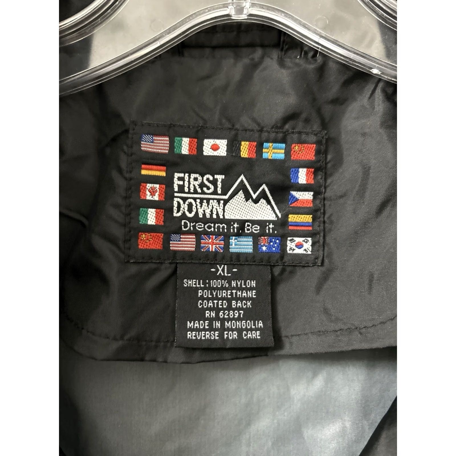 Vintage Vintage First Down Windbreaker Jacket Mens XL Black Full Zip Size US XL / EU 56 / 4 - 5 Thumbnail