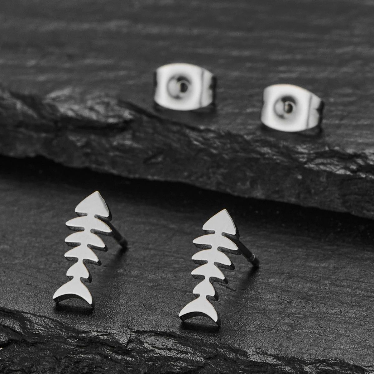 Jewelry Fish Bone Stud Earrings Charm Earring Gift Size ONE SIZE - 1 Preview