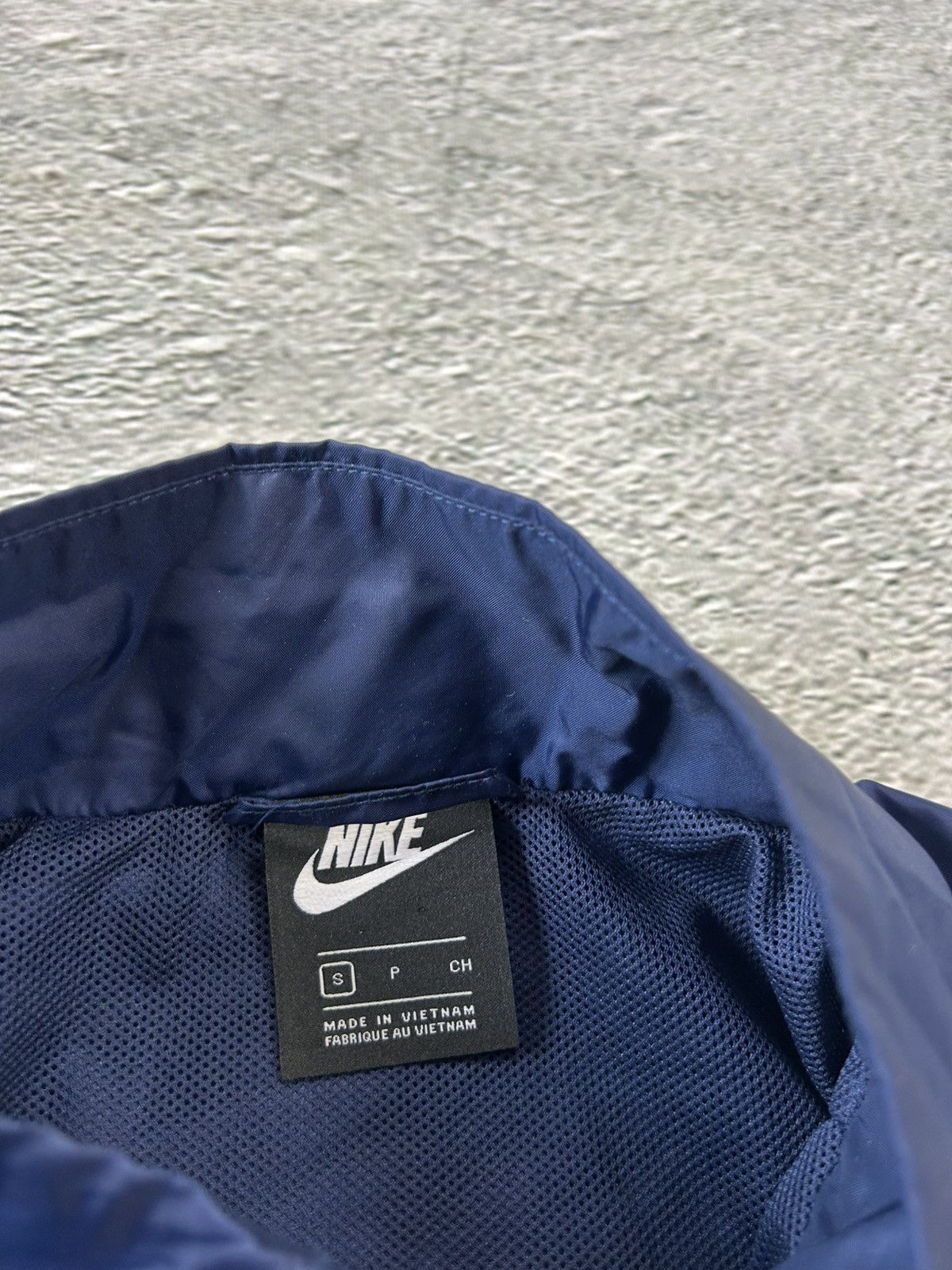 Nike × Vintage Nike track suit vintage navy pants windbreaker small logo Size US S / EU 44-46 / 1 - 3 Thumbnail