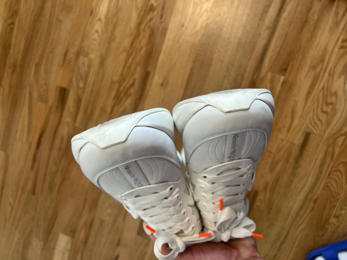 Alexander McQueen ALEXANDER MCQUEEN Oversized Runner Sneakers Size US 10 / EU 43 - 9 Thumbnail
