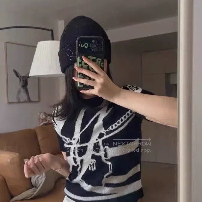 Hermes Hermes Black and White Short Sleeve Sweater Size XS / US 0-2 / IT 36-38 - 1 Thumbnail