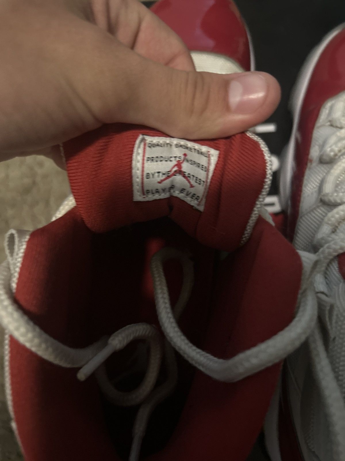 Jordan Brand Jordan 11 Cherry Size US 10 / EU 43 - 2 Thumbnail