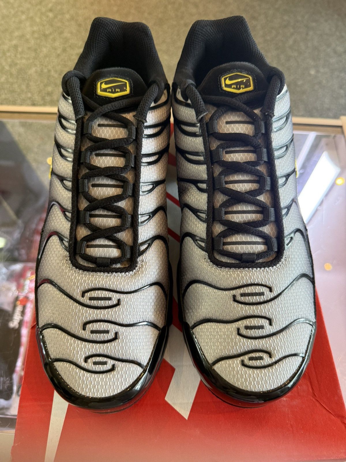 Nike Nike Airmax plus Size US 10.5 / EU 43-44 - 4 Thumbnail