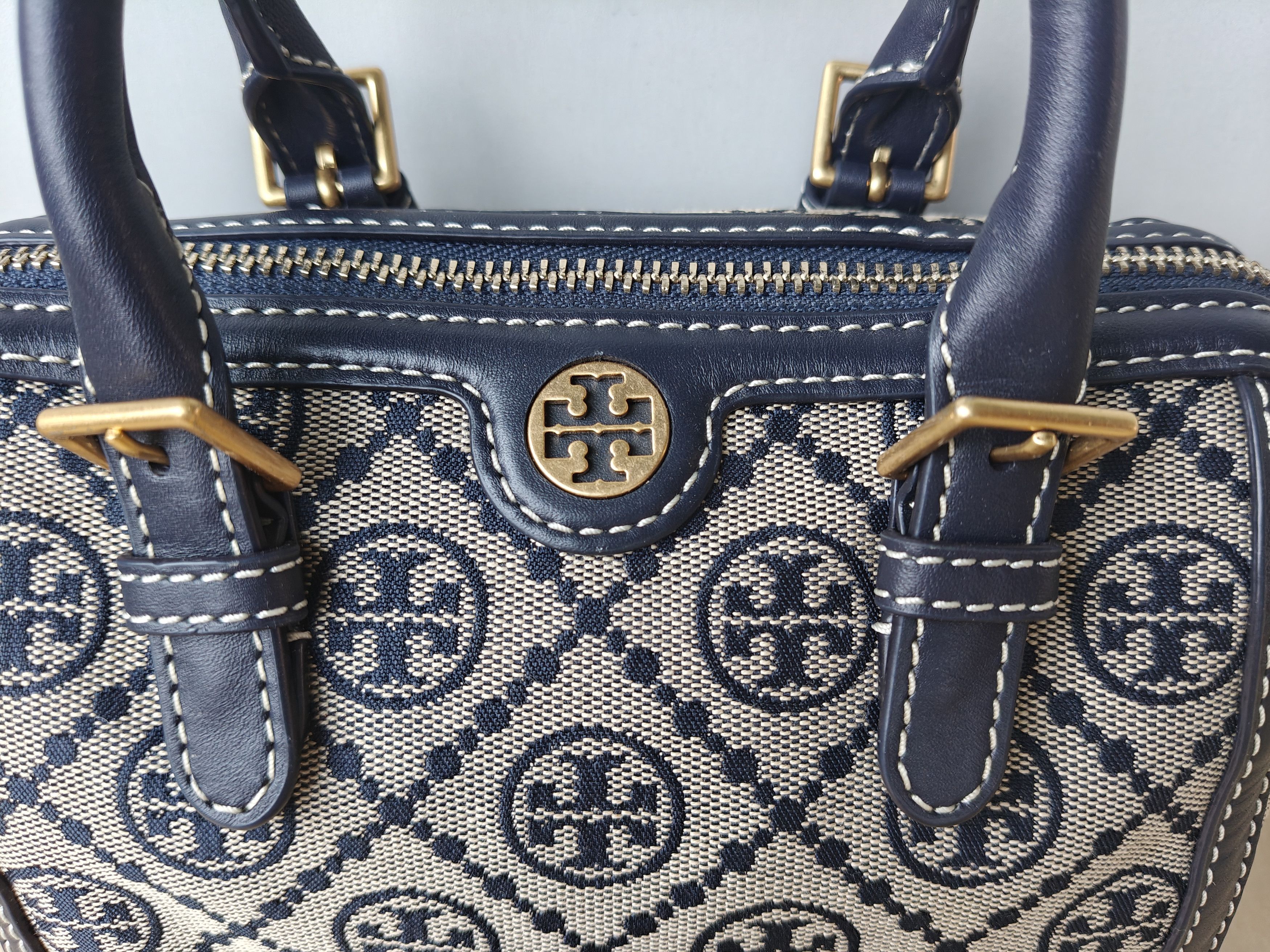 Tory Burch T Monogram Jacquard Mini Barrel bag Free Shipping VATP/6177 Size ONE SIZE - 8 Thumbnail