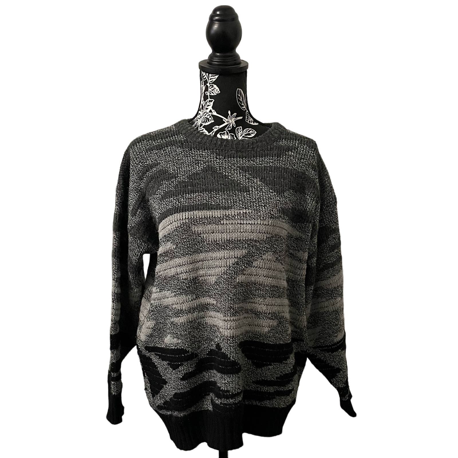 Other Van Cort Crewneck Sweater Gray Knit Geometric Retro Large Size US L / EU 52-54 / 3 - 1 Thumbnail