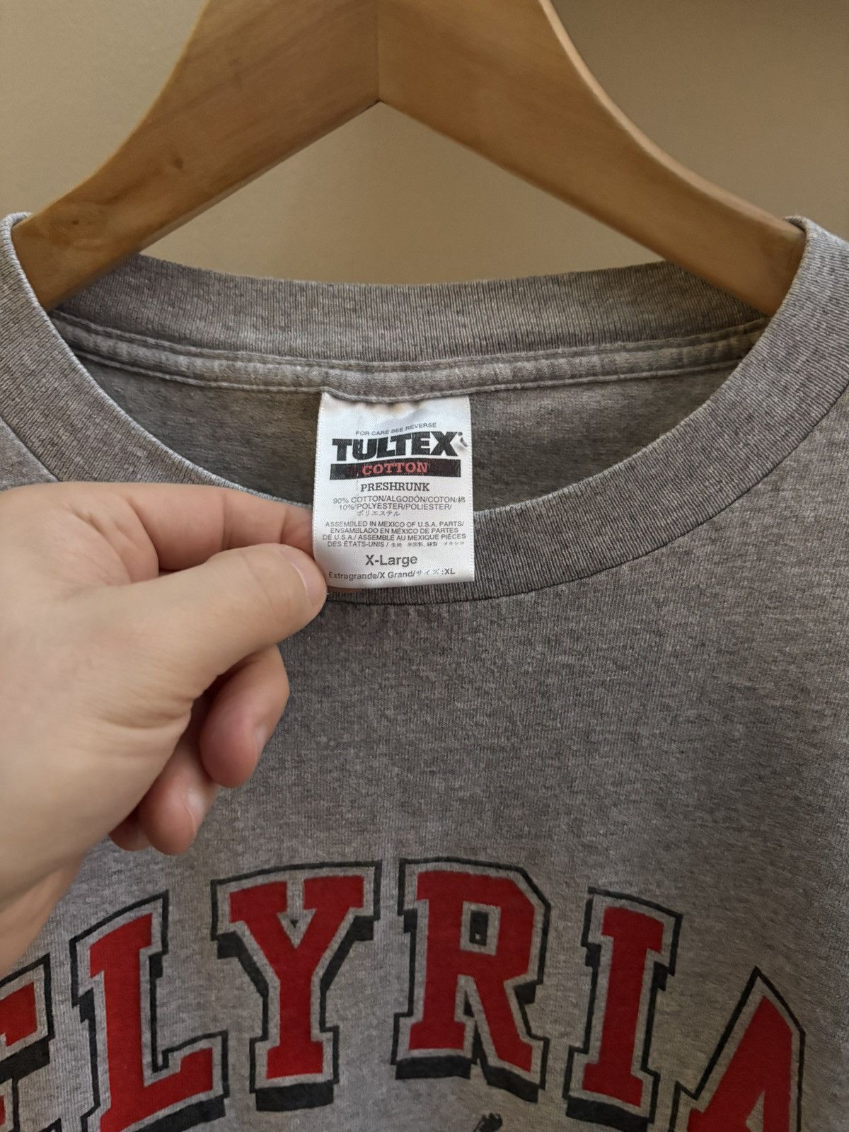 Tultex Elyria Wrestling VTG late 90s grey Tultex longsleeve shirt Size US XL / EU 56 / 4 - 2 Thumbnail