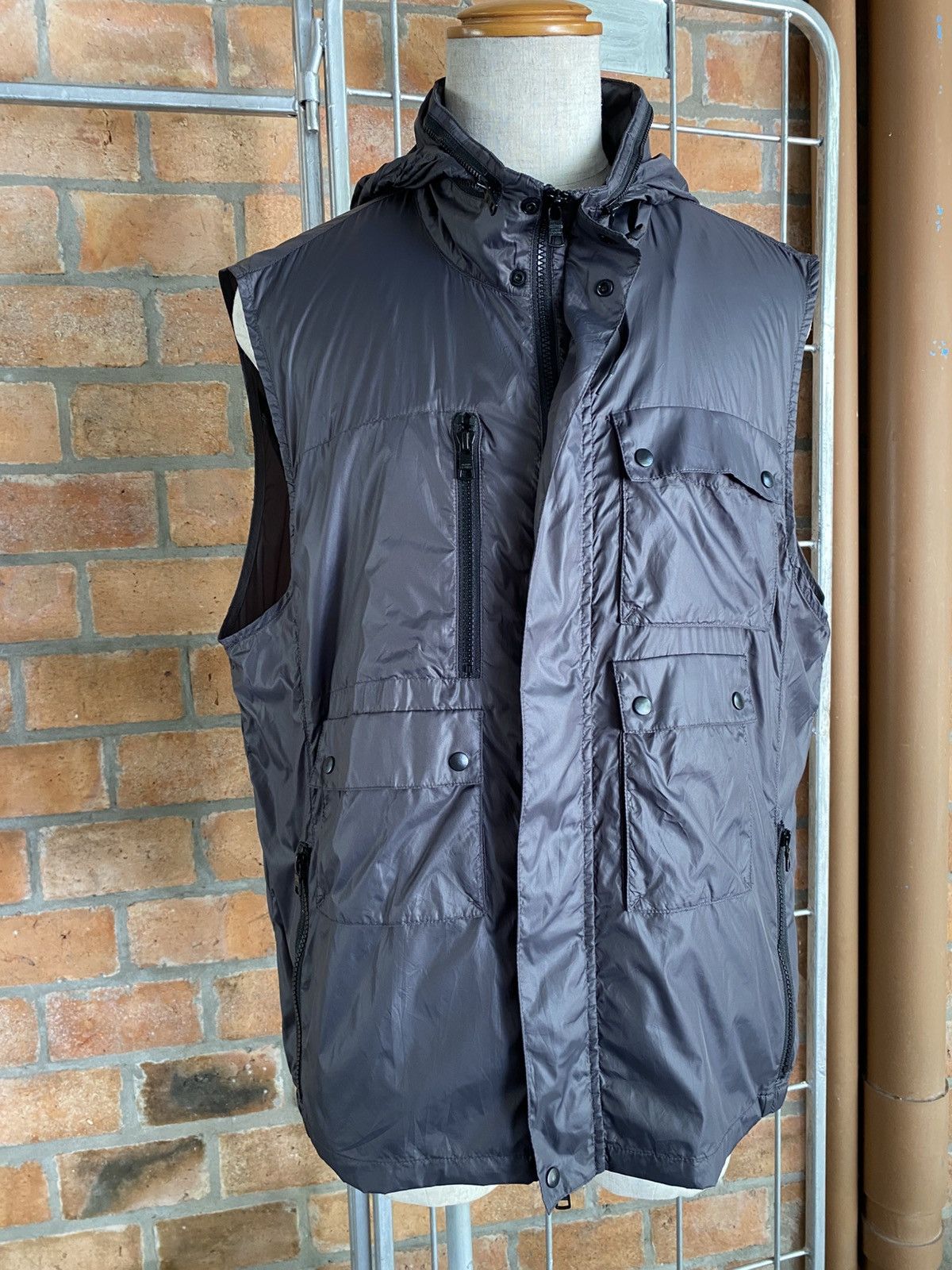 Armani Exchange ARMANI EXCHANGE Gray Utility Vest with Multiple Pockets Size US XL / EU 56 / 4 - 15 Thumbnail