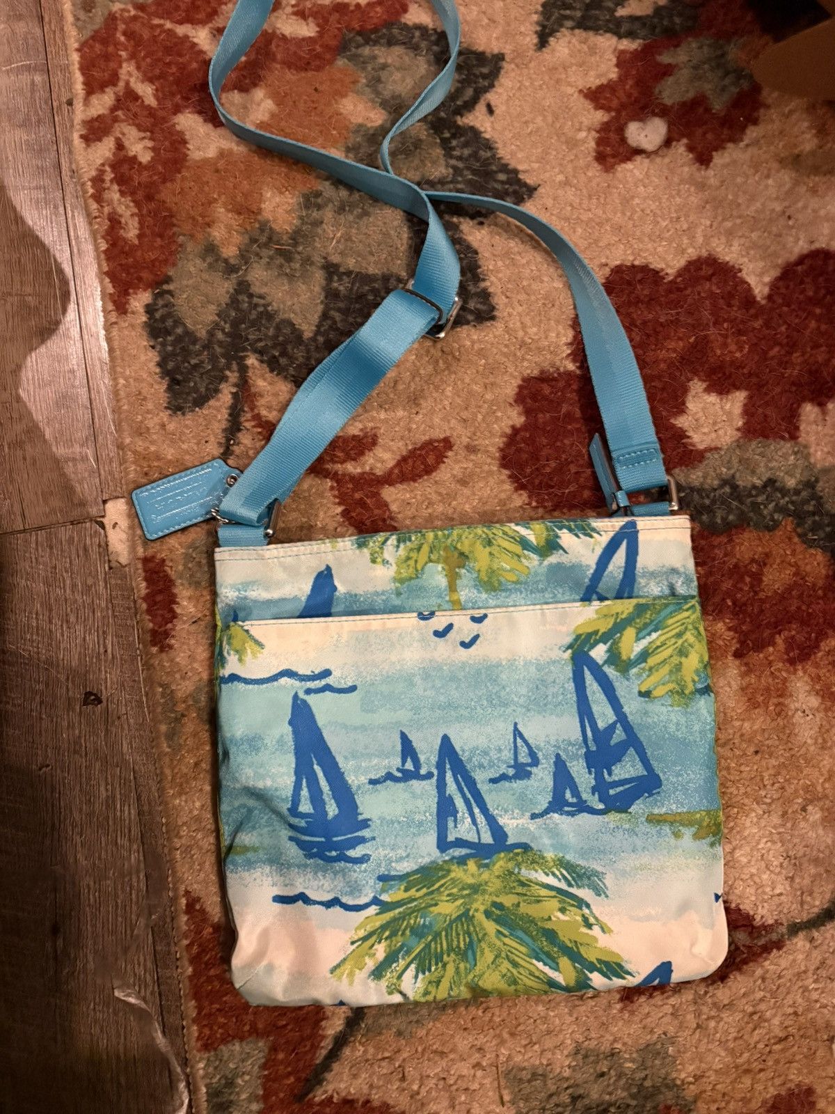 Coach COACH Resort Beach Scene Getaway Swing Pack Size ONE SIZE - 3 Thumbnail