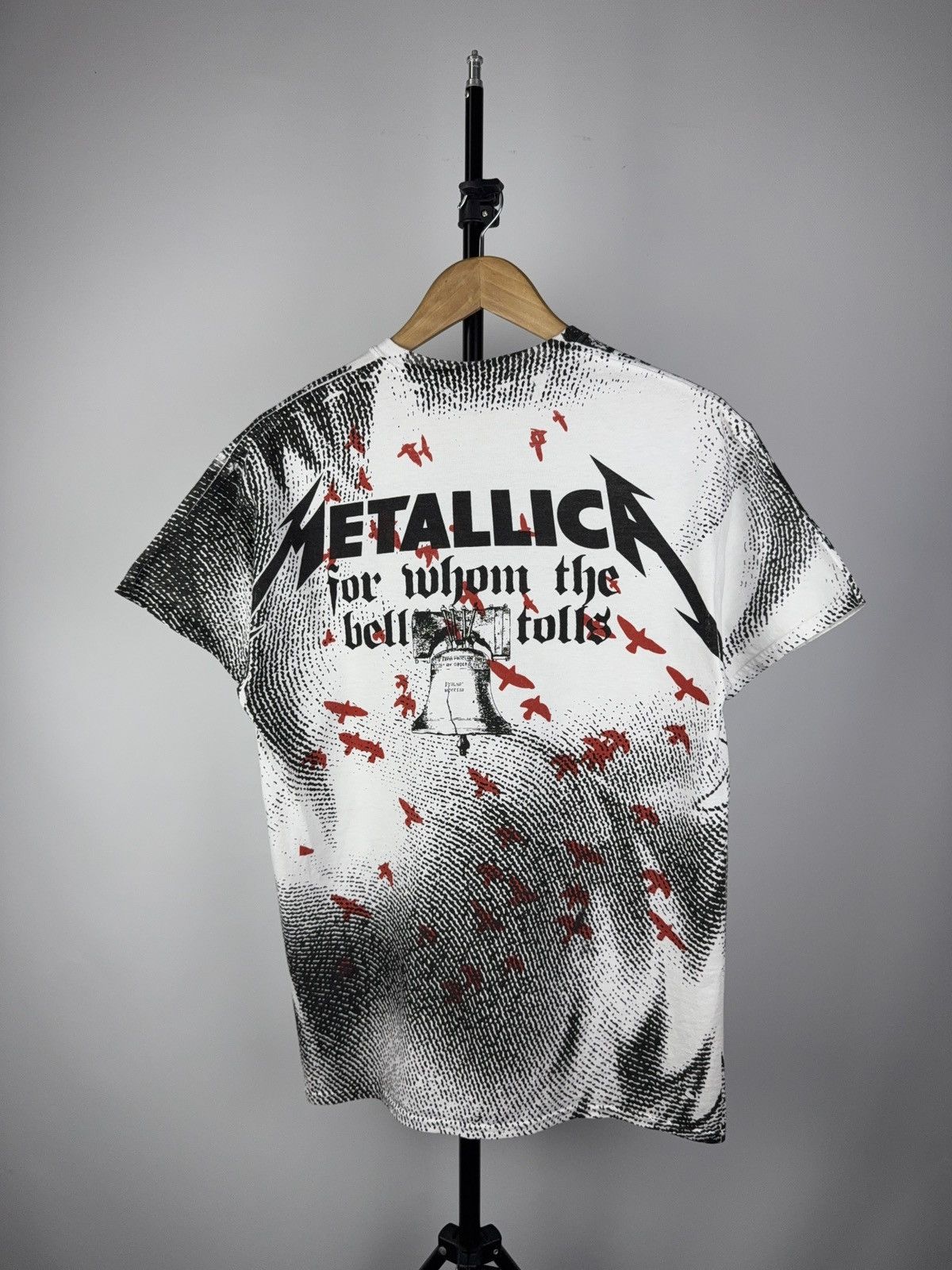 Band Tees × Vintage VNTG 2013 AOP Metallica For Whom The Bell Tolls Rock T shirt Size US M / EU 48-50 / 2 - 5 Thumbnail