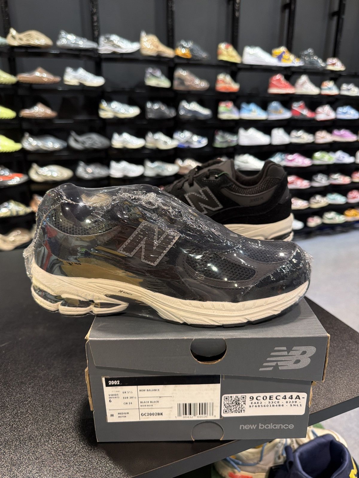New Balance New Balance Black Size-6 Brand New Quick Shipping Size US 6 / EU 39 - 1 Thumbnail