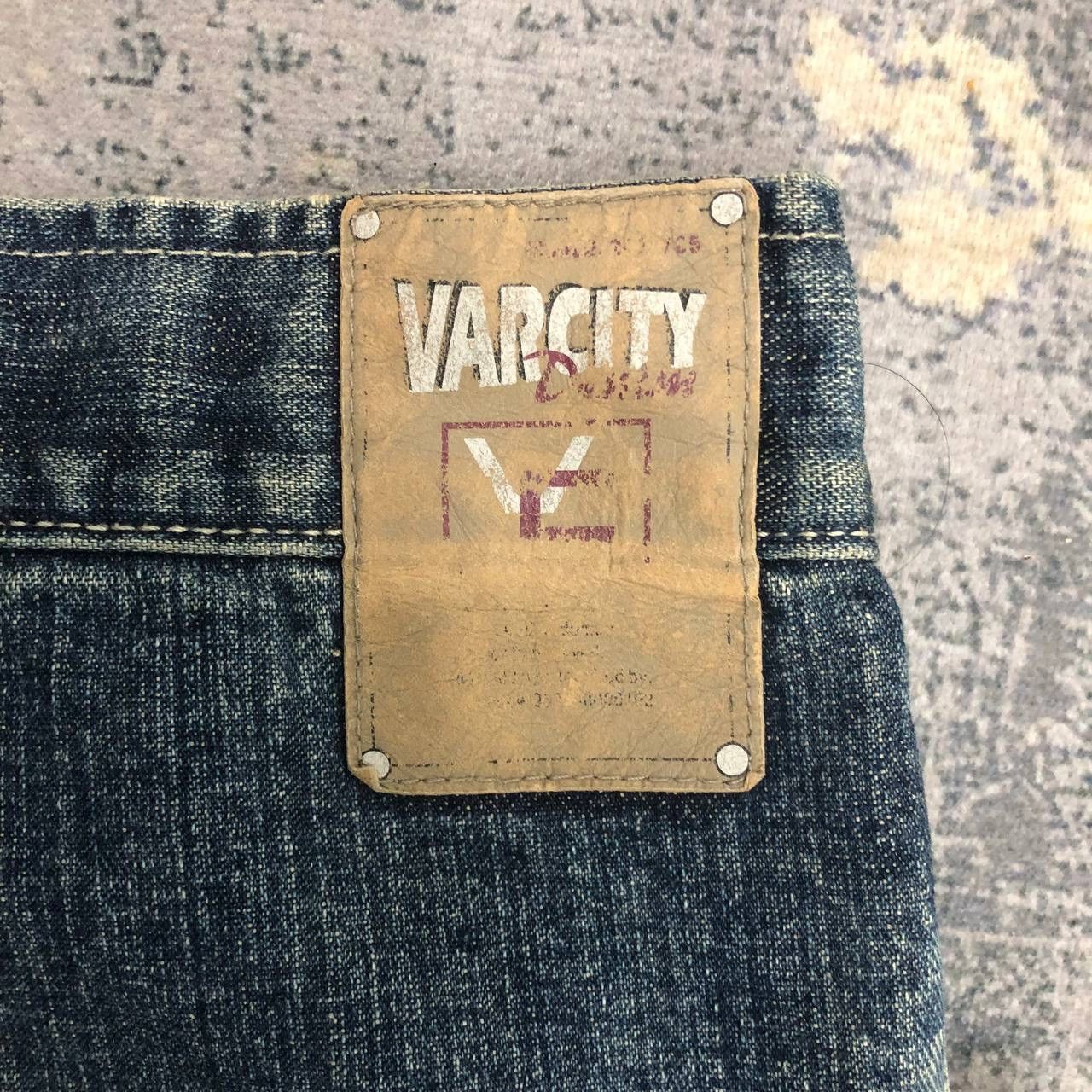 Other P865. VARCITY BAGY JEANS Size US 39 - 16 Thumbnail