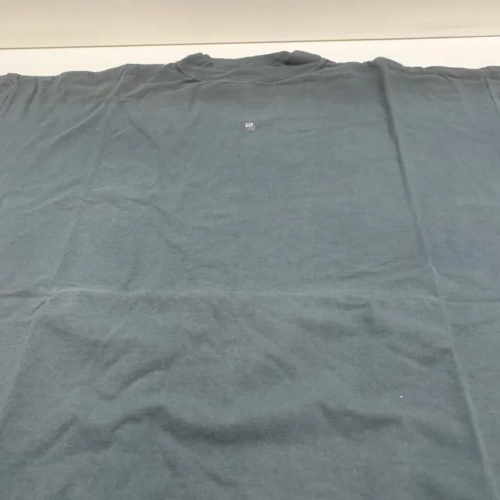 Balenciaga Balenciaga Yeezy x Gap x Balenciaga 3/4 Sleeve Tee -2507 Size US S / EU 44-46 / 1 - 2 Thumbnail