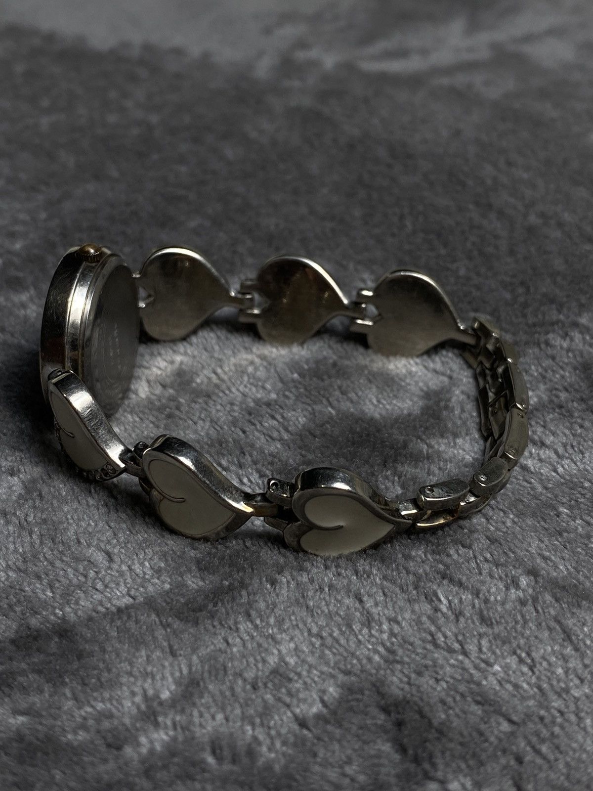 Jewelry Japanese Sputnik Futuristic Watch with Heart-Shaped Bracelet Size ONE SIZE - 3 Thumbnail