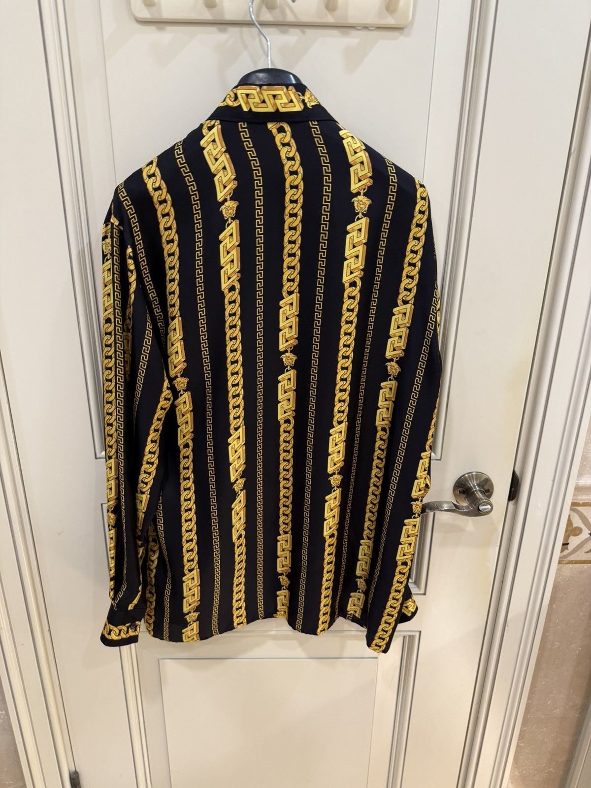 Versace golden chain print shirt size 48 Size US M / EU 48-50 / 2 - 12 Thumbnail