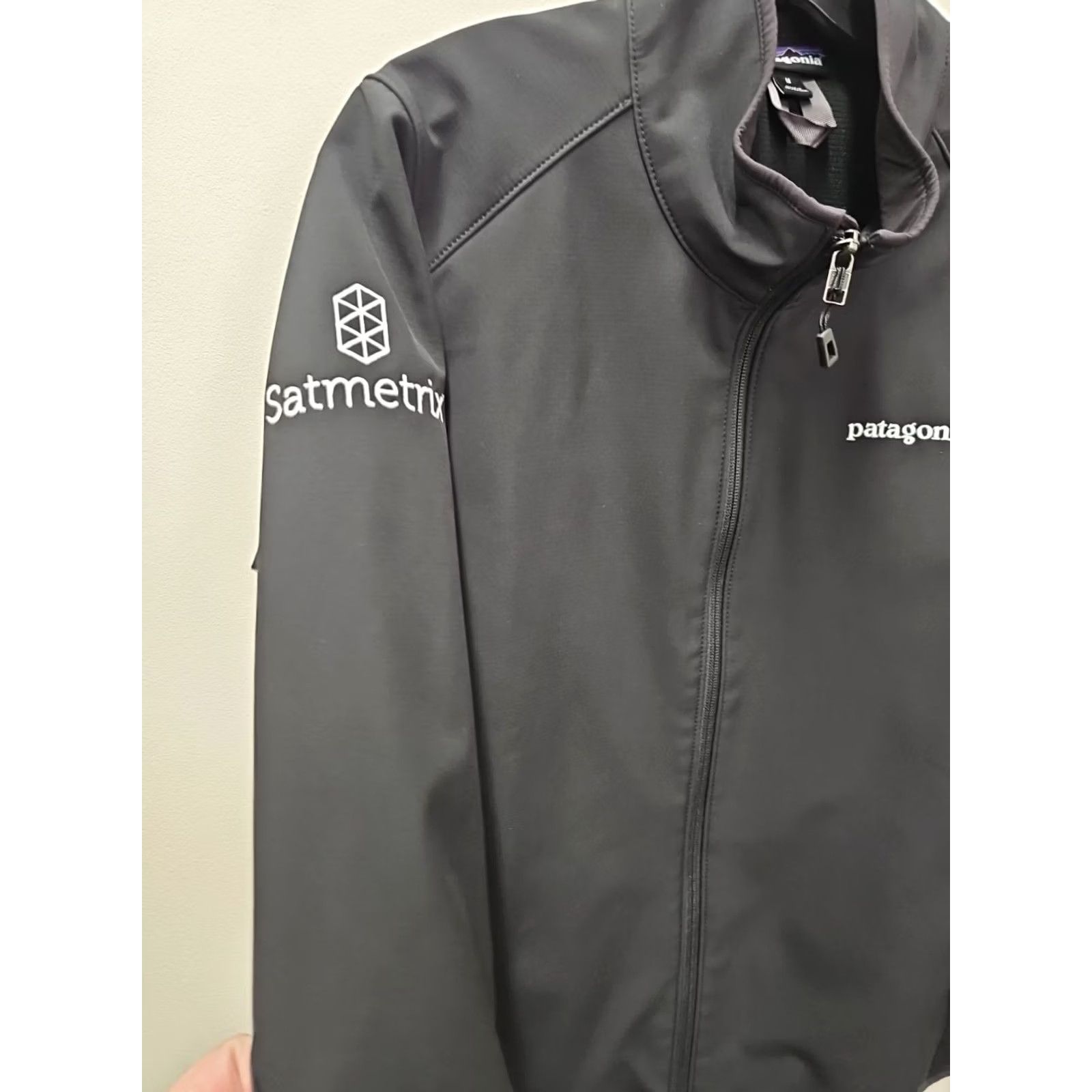 Patagonia Patagonia Jacket Women’s M Black Full Zip Polartec Windbloc Soft Shell Mid-Length Jacket Womens M Black Size M / US 6-8 / IT 42-44 - 4 Thumbnail