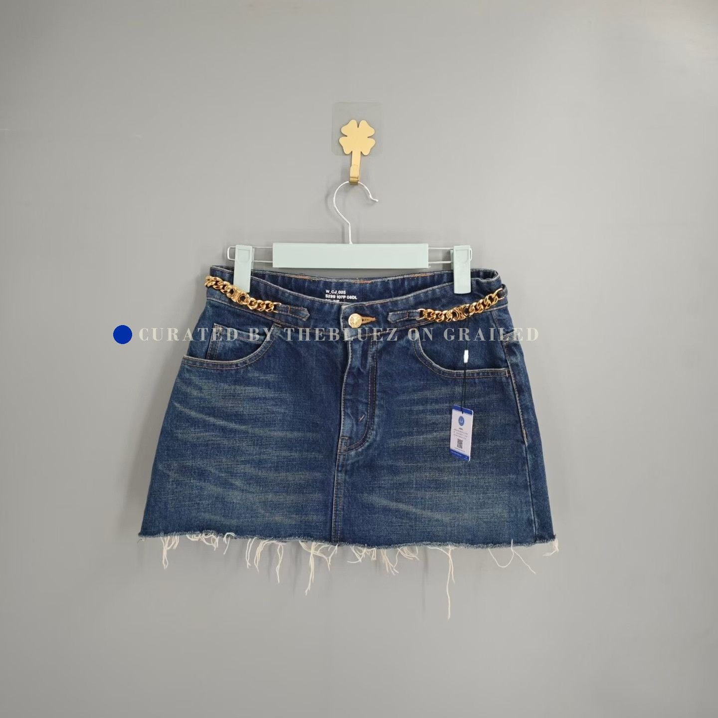 Celine Celine Triomphe Chain Denim Skirt Size 25" / US 0 / IT 36 - 1 Thumbnail