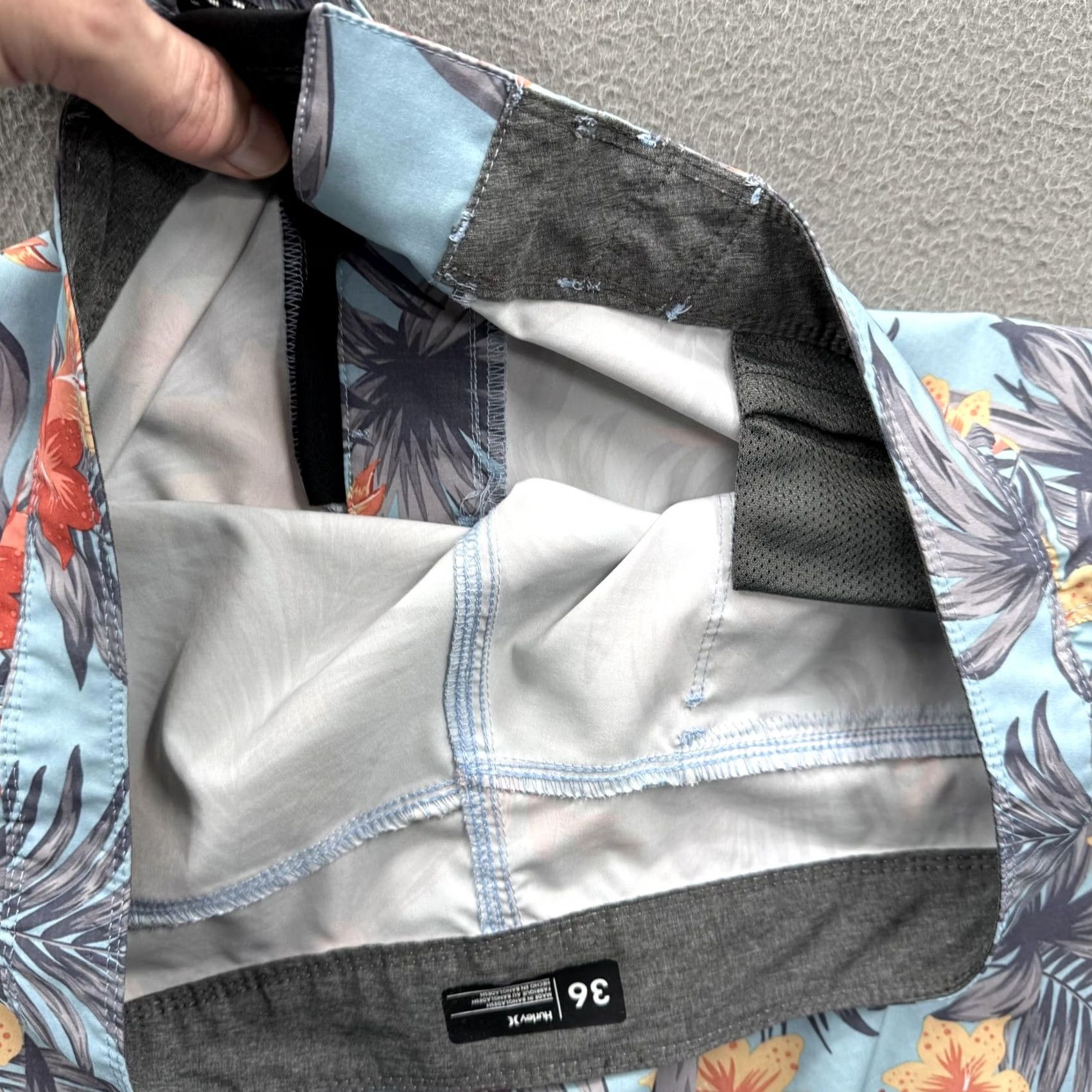 Hurley Hurley Mens Board Shorts 36 Blue Tropical Floral Quick Dry Stretch Surf Swim Trunks Lightweight Pockets Size US 36 / EU 52 - 8 Thumbnail