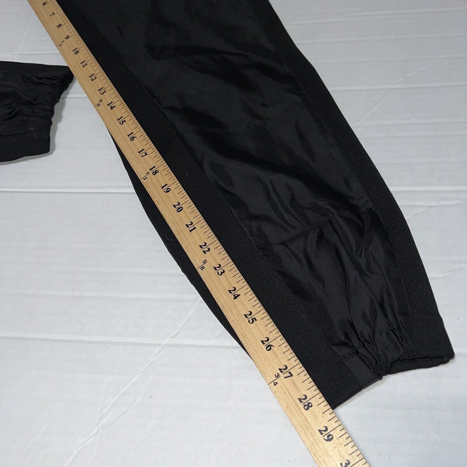 Yeezy Yeezy Season 3 Tyvek Jogger True Onyx Mens Small Black Pants Size US 28 / EU 44 - 8 Thumbnail