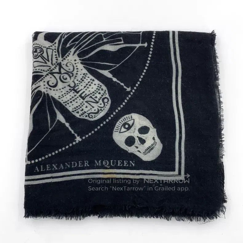 Alexander McQueen Alexander Mcqueen Black skull printed cashmere tassel scar Size ONE SIZE - 1 Thumbnail