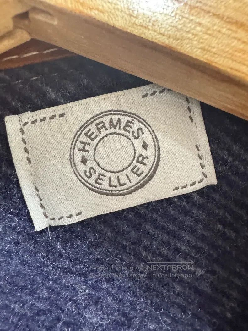 Hermes Hermes size 135×165 cm Dark Blue Wool Cloak Shawl Size M / US 6-8 / IT 42-44 - 3 Thumbnail