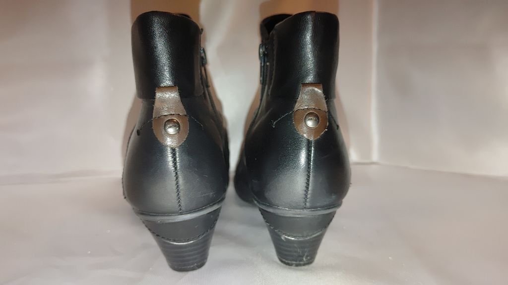 Earth Ragz Earth Pegasus Leather Ankle Boots Size 8.5 Size US 8.5 / IT 38.5 - 8 Thumbnail