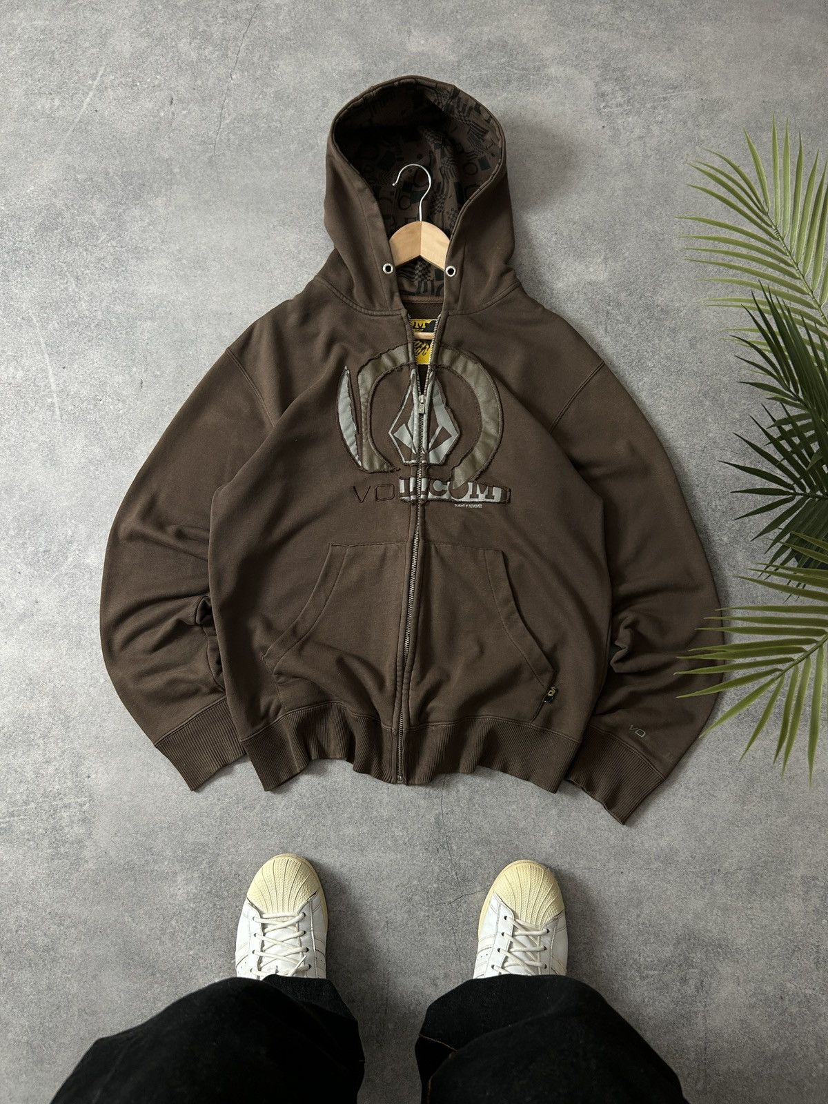 Volcom Vintage Volcom Brown Distressed zip-hoodies y2k style Size US L / EU 52-54 / 3 - 1 Thumbnail
