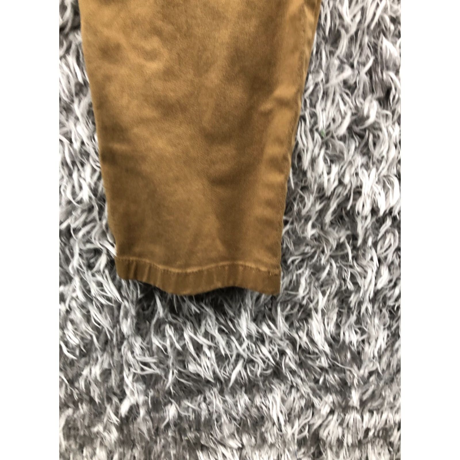 Old Navy Old Navy Slim Casual Pants Mens 30x30 Beige Desk? (Note: This line will be replaced with the final optimized title.) Size US 30 / EU 46 - 7 Thumbnail