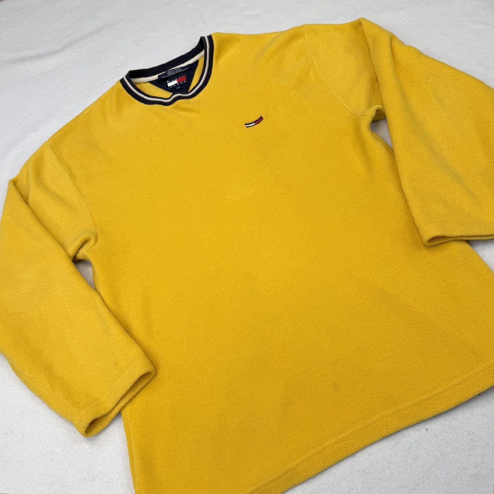 Logo 7 VINTAGE Tommy Jeans Sweatshirt Mens XL Yellow Fleece Crewneck Logo 90s Size US XL / EU 56 / 4 - 2 Thumbnail
