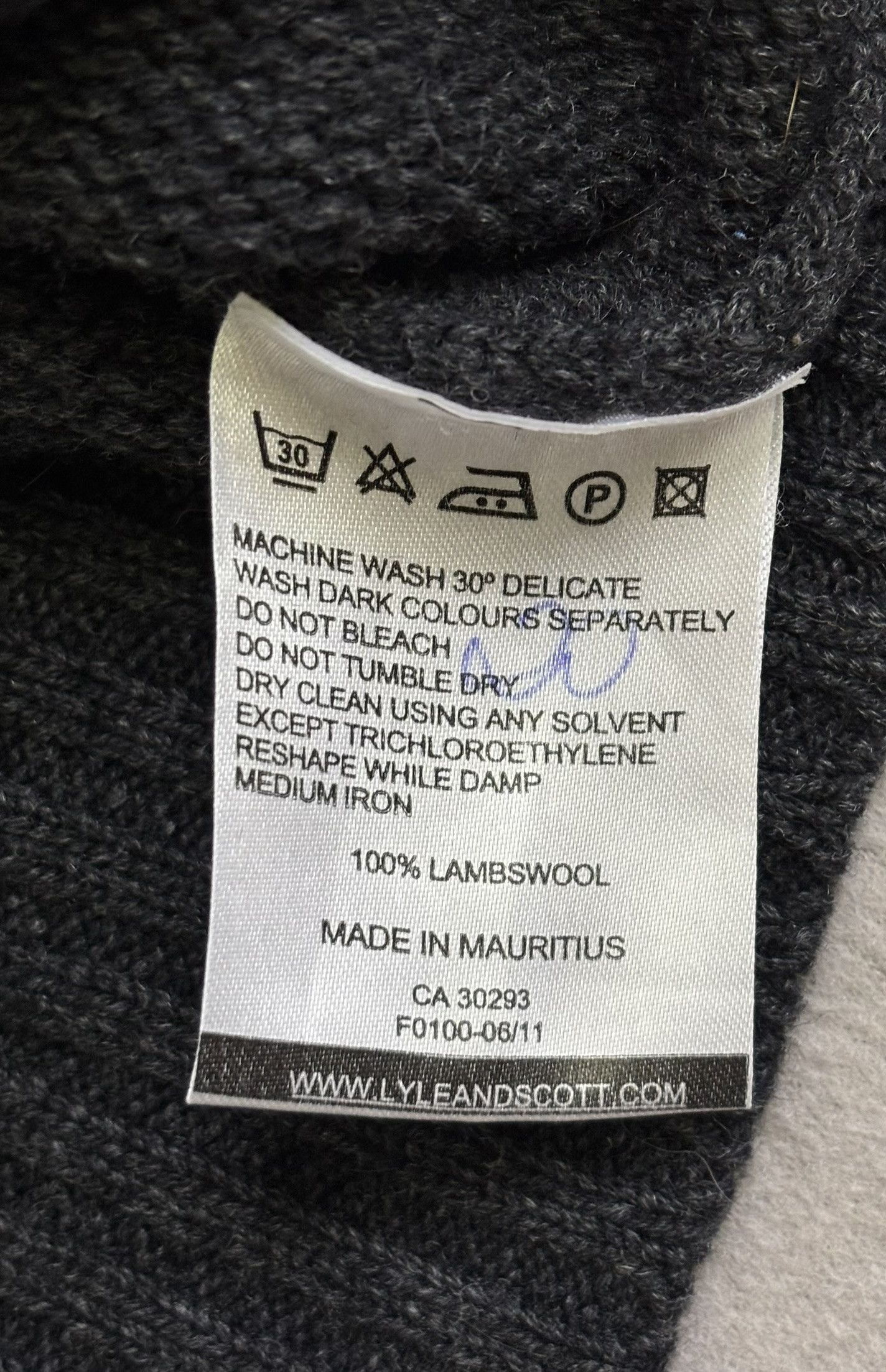 Lyle & Scott Lyle Scott turtleneck sweater 100% Lambswool size M Size US M / EU 48-50 / 2 - 15 Thumbnail