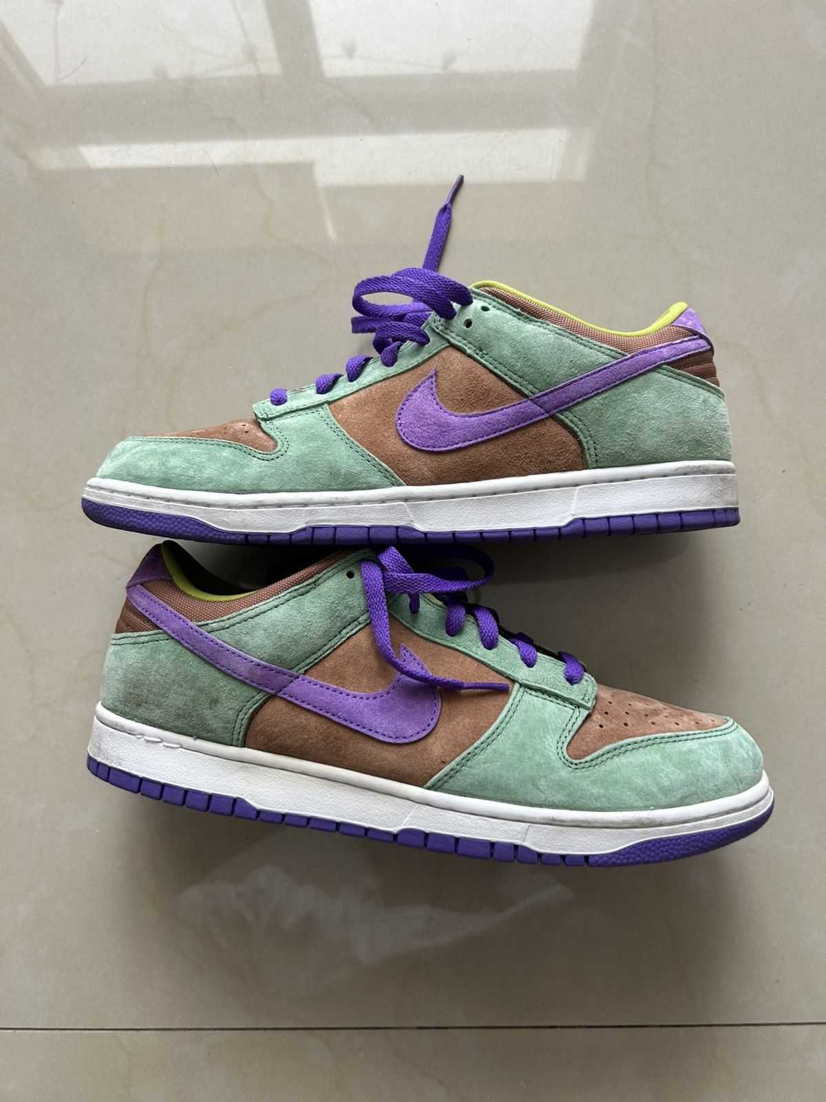 Nike Nike Dunk Low Vaneer Size US 11.5 / EU 44-45 - 1 Thumbnail