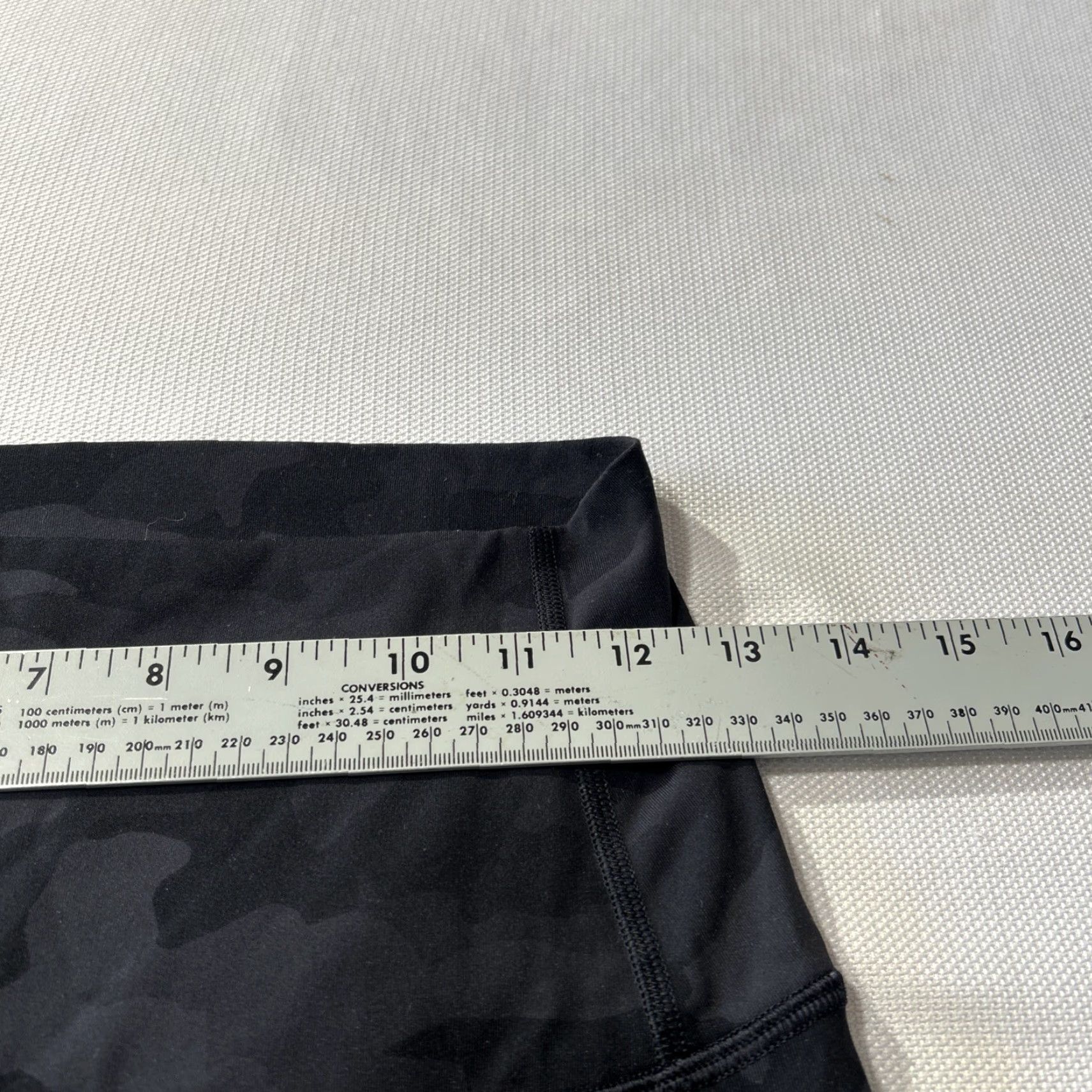 Lululemon Lululemon Align High Rise Leggings Women’s 6 Black Camo Stretch Size 28" / US 6 / IT 42 - 6 Thumbnail