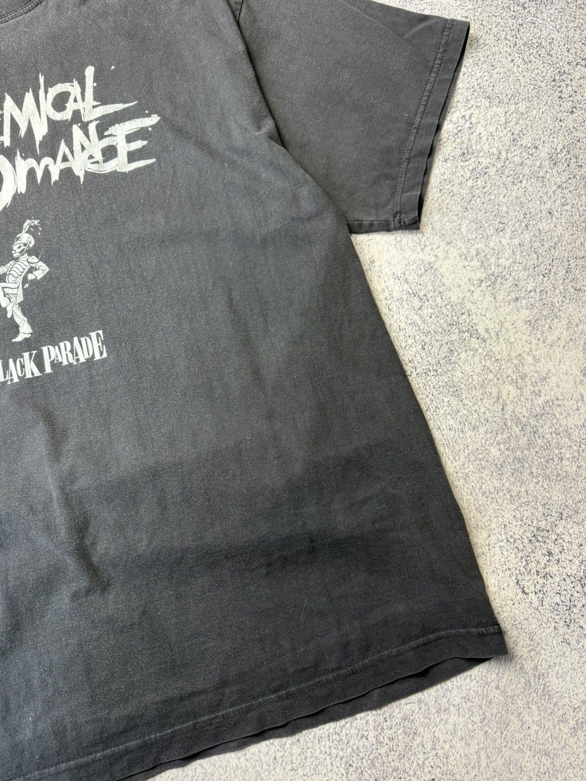Band Tees Vintage MY CHEMICAL ROMANCE THE BLACK PARADE USA T-shirts Size US XL / EU 56 / 4 - 14 Thumbnail