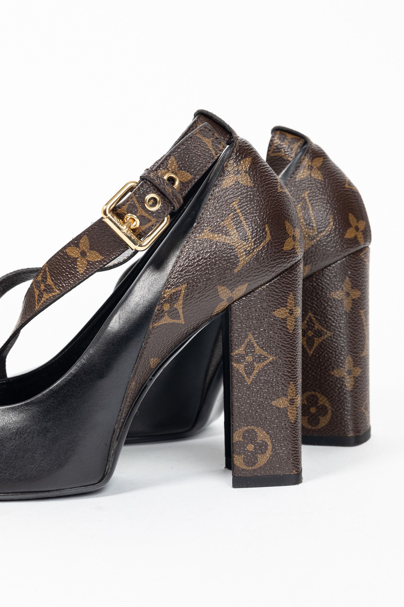 Louis Vuitton Louis Vuitton Matchmake Leather & Monogram Crossover Pumps Size US 8 / IT 38 - 8 Thumbnail